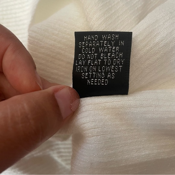 NWT Cyrus knit women’s shirt/sweater Bone white color size L off the shoulder - Picture 11 of 11